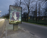 805998 Afbeelding van de Mupi op de Catharijnesingel te Utrecht met het affiche Hartje Utrecht - Hart van Nederland, ...